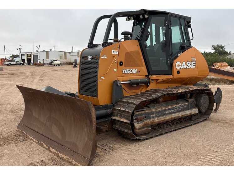 2018 Case 1150M LT